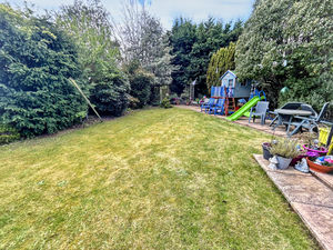 Photo 24- click for photo gallery